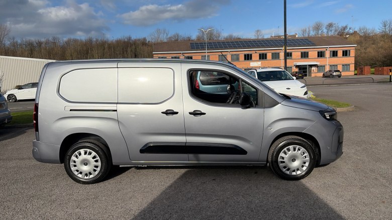 Vauxhall Combo Cargo Combo Xl Diesel 1.5 Turbo D 100ps Pro H1 Van